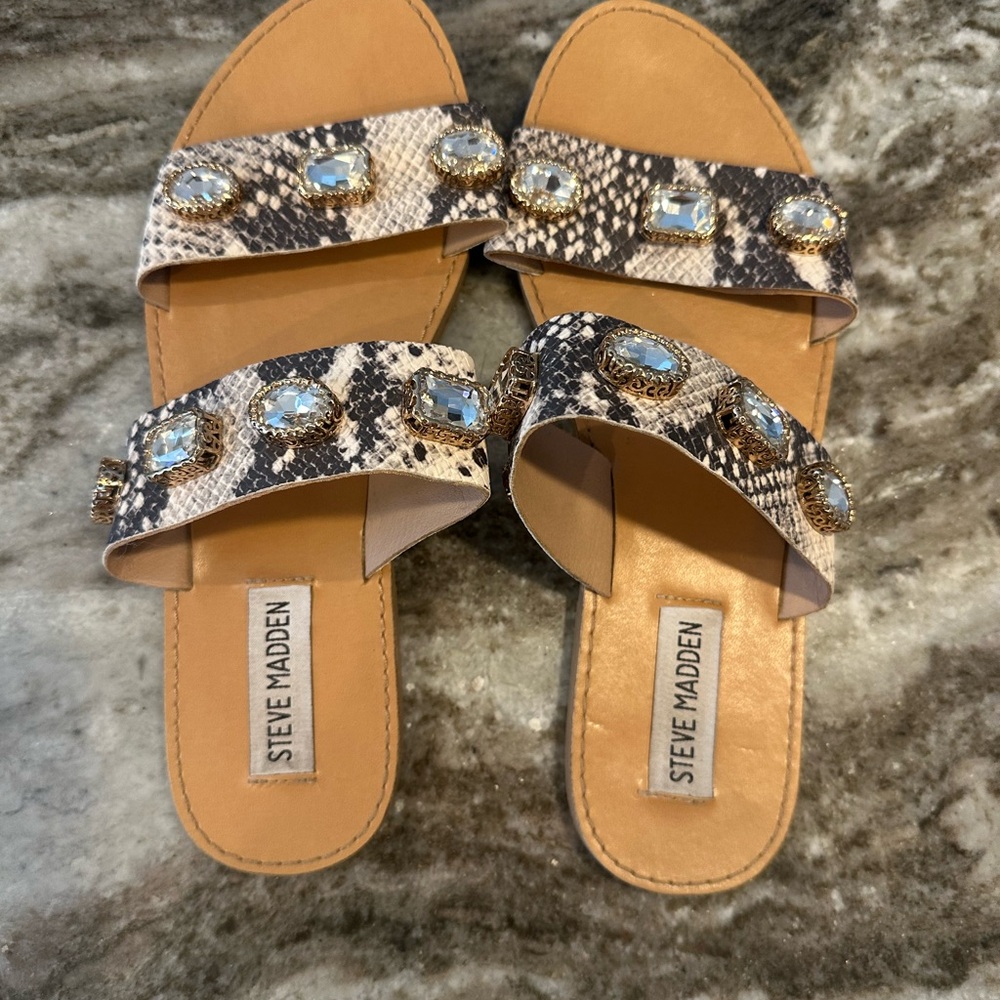 Steve Madden Tan and Black Snake Print Sandals Size 7.5